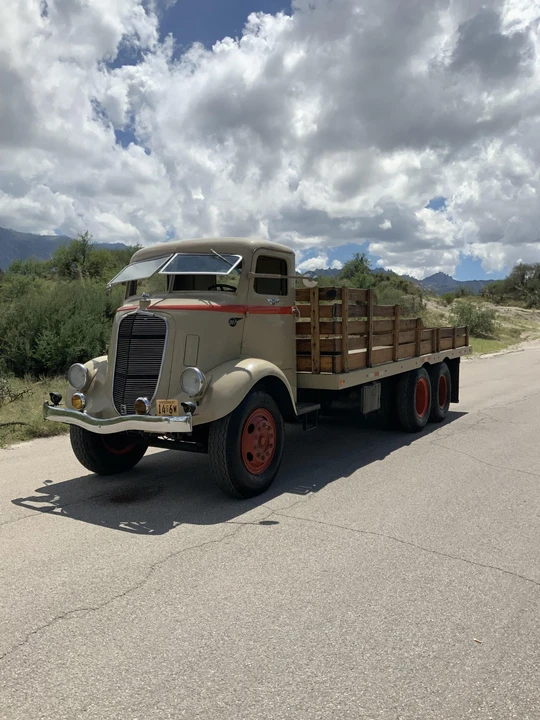 1937 Studebaker Commander - Image 2 of 31