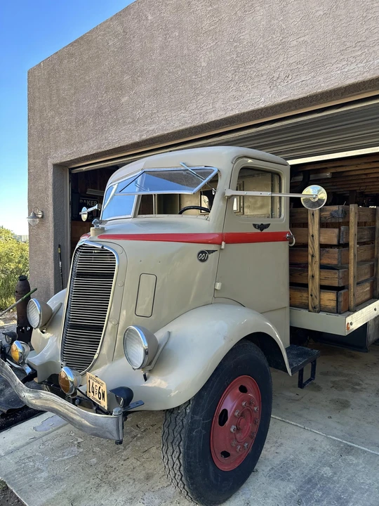 1937 Studebaker Commander - Image 10 of 31