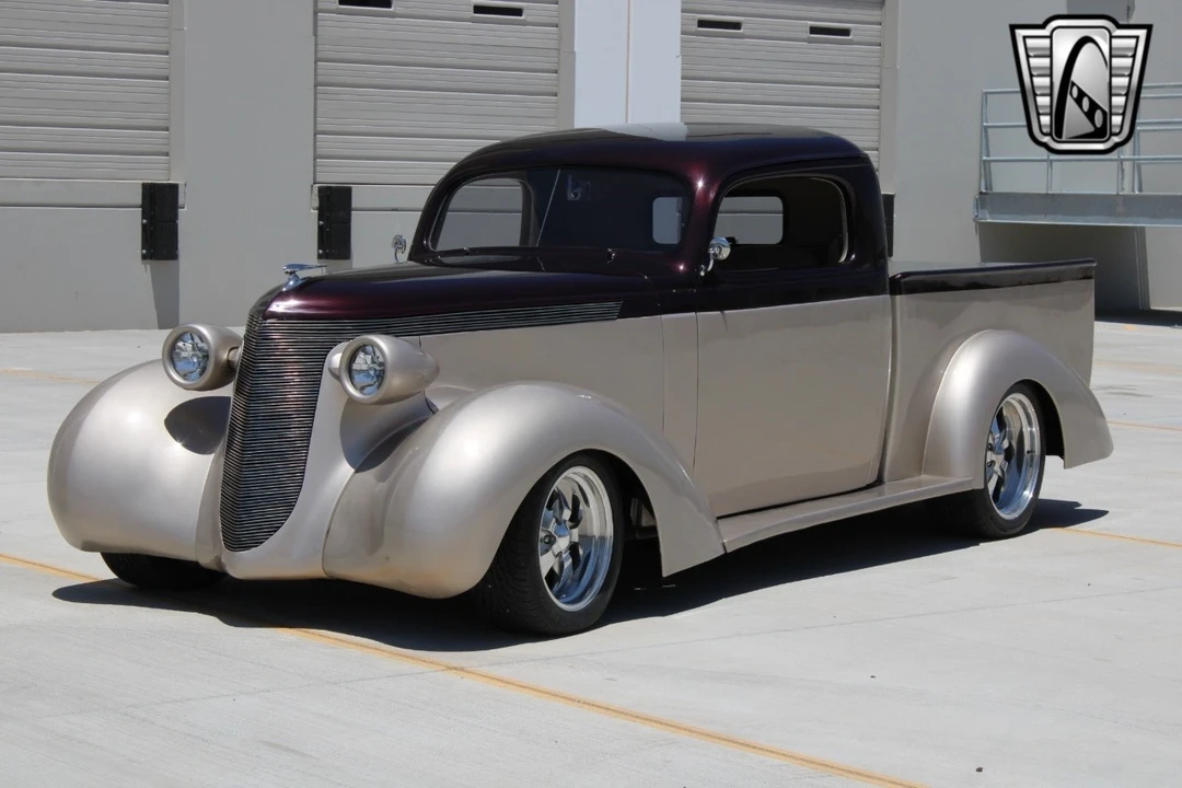 1937 Studebaker Commander - Image 3 of 21