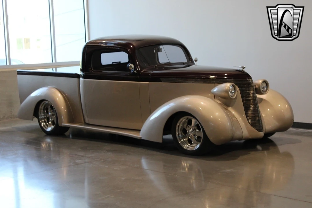 1937 Studebaker Commander - Image 12 of 21
