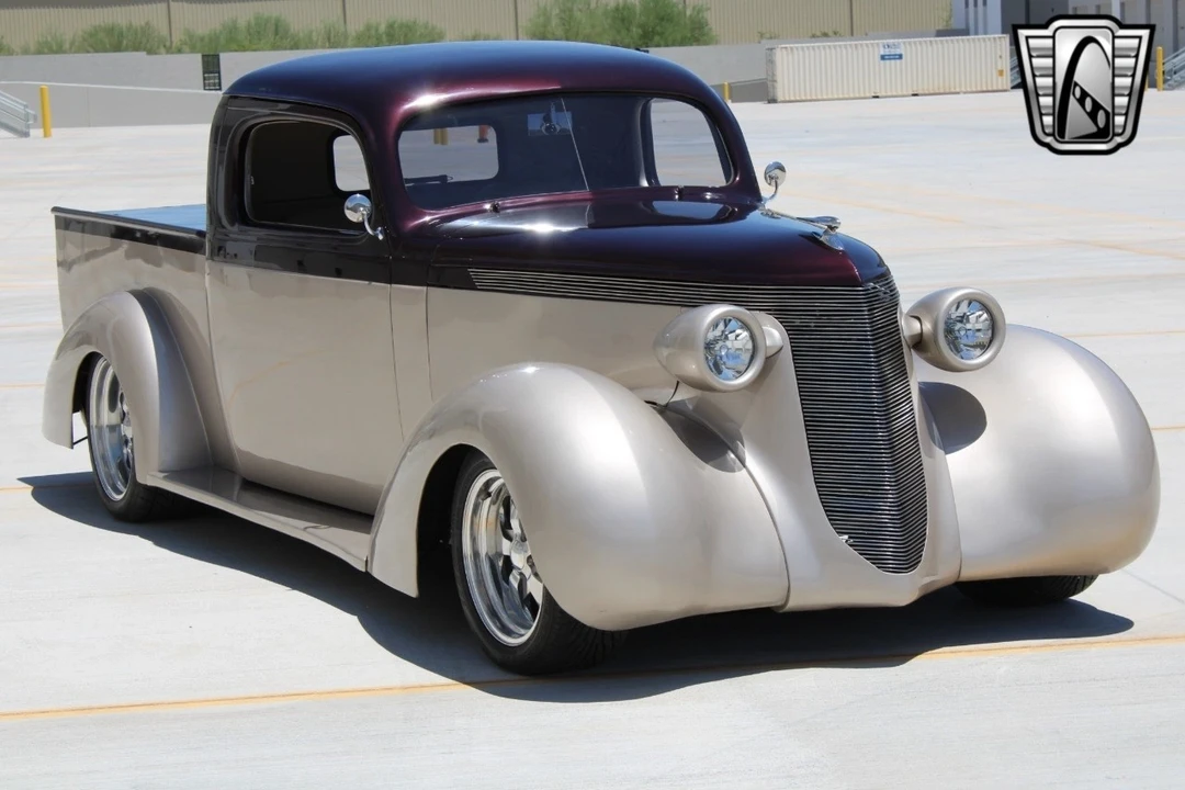 1937 Studebaker Commander - Image 5 of 21
