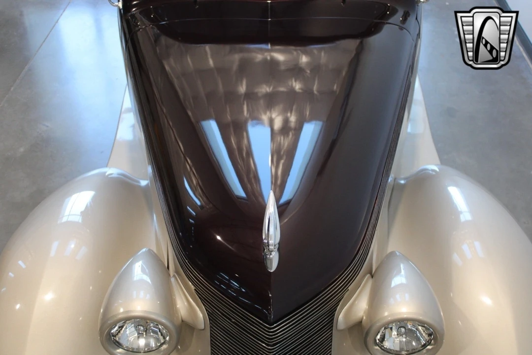 1937 Studebaker Commander - Image 18 of 21