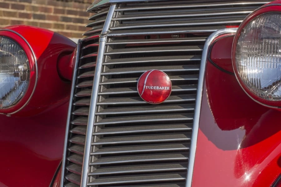 1937 Studebaker Commander - Image 8 of 12