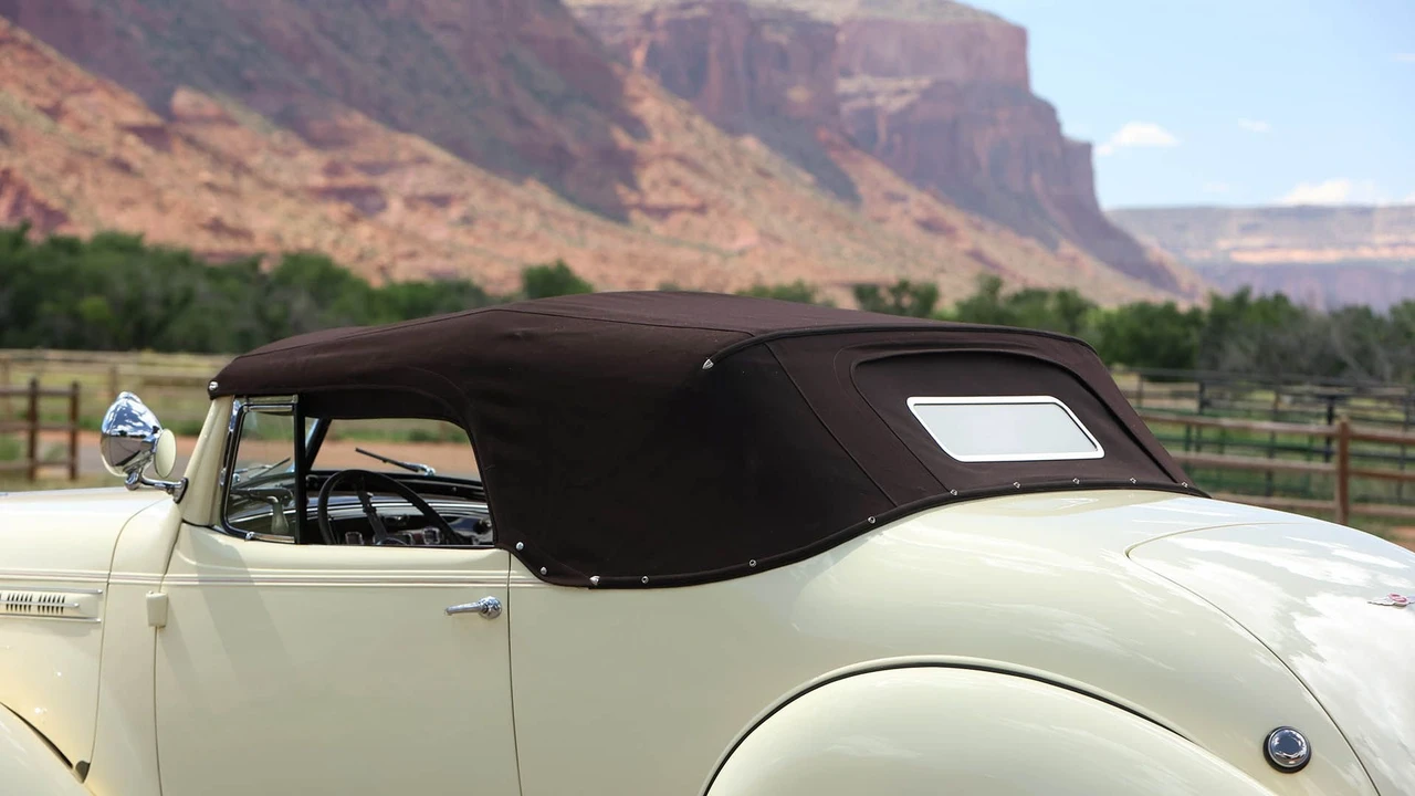 1937 Hudson Super Six - Image 23 of 31