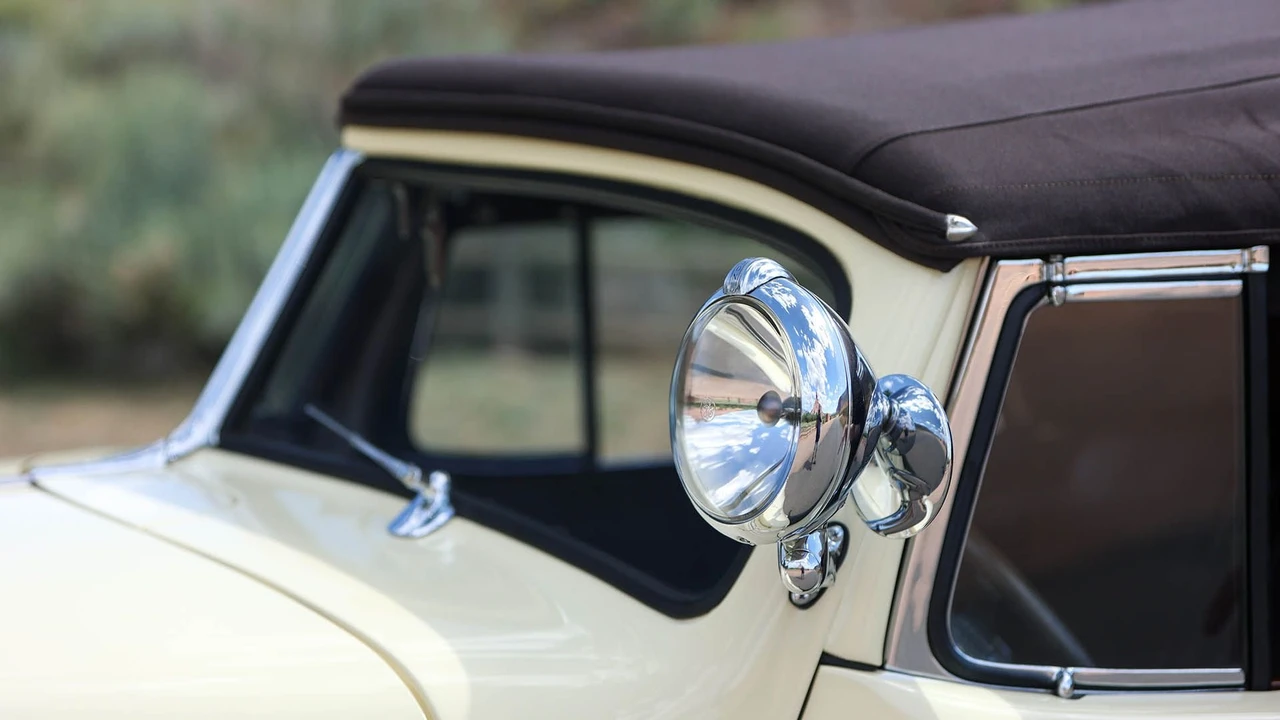 1937 Hudson Super Six - Image 24 of 31