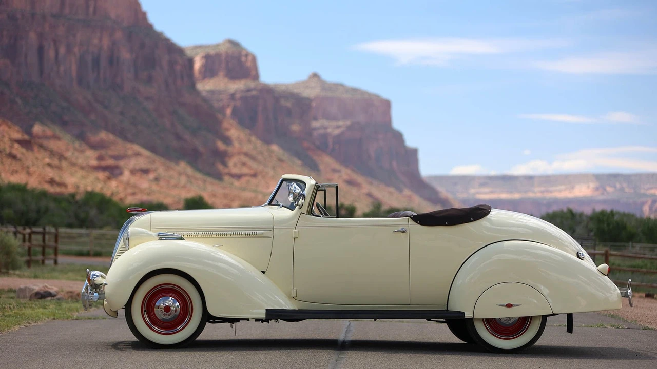 1937 Hudson Super Six - Image 2 of 31