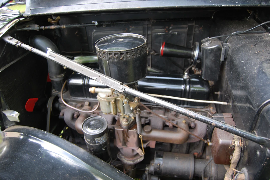 1937 Vauxhall - Image 2 of 13