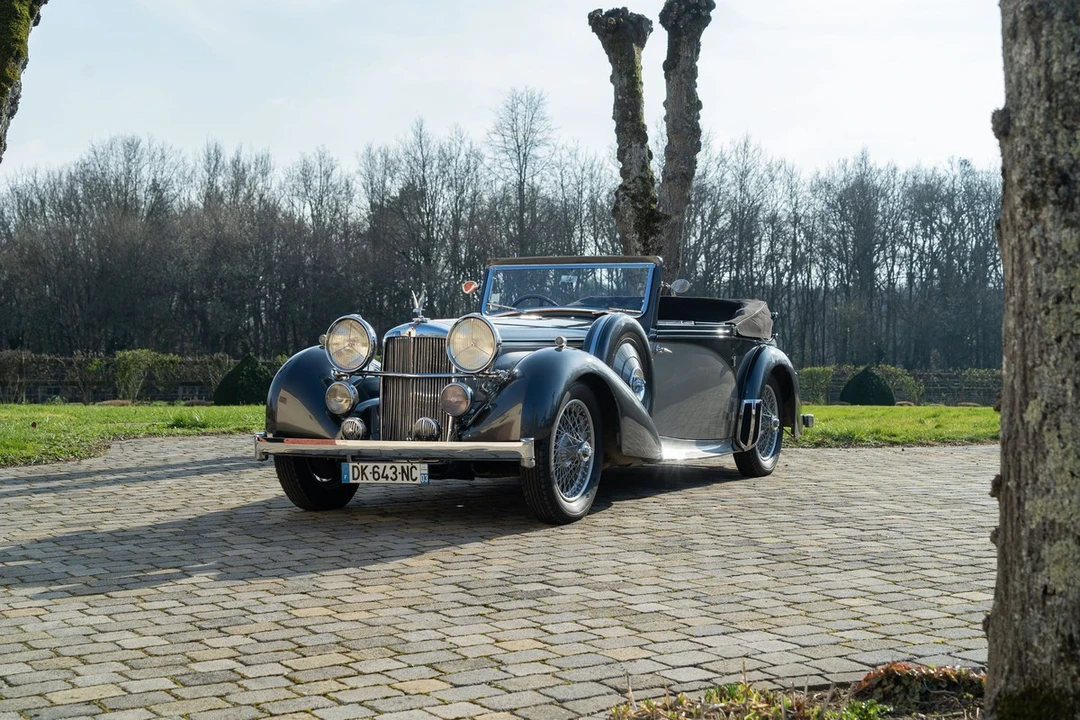 1938 Alvis - Image 2 of 30