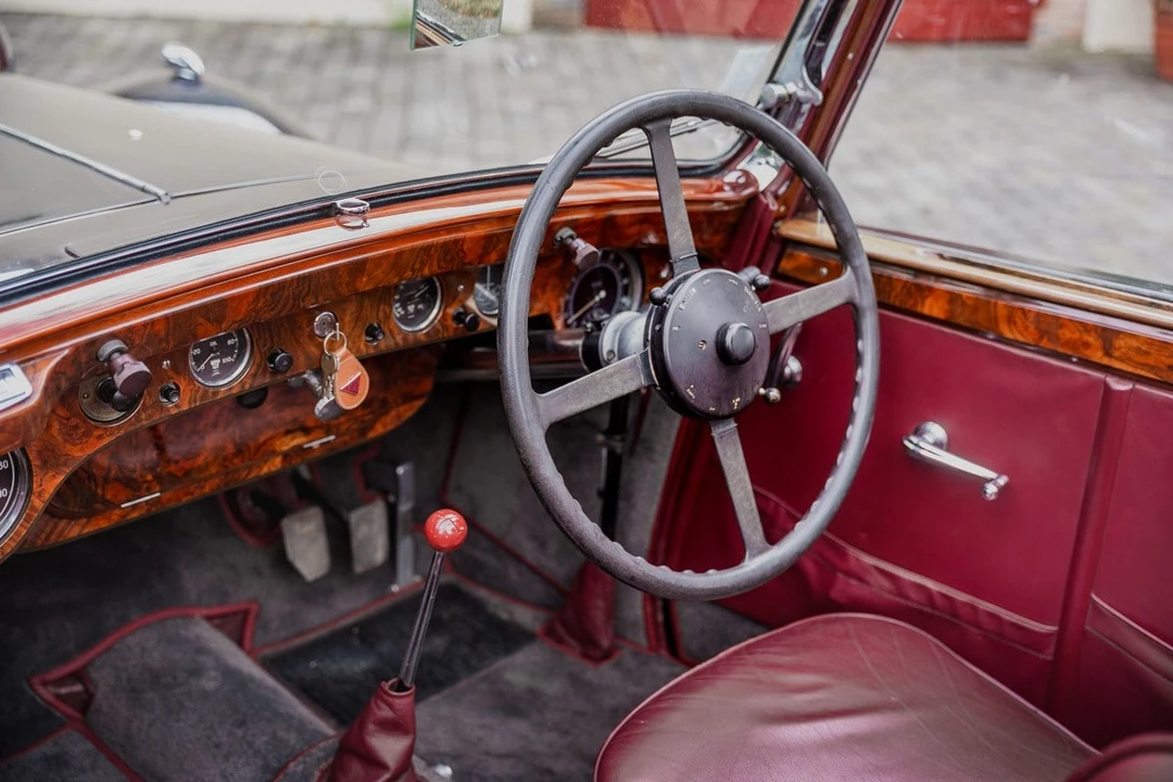 1938 Alvis - Image 3 of 30