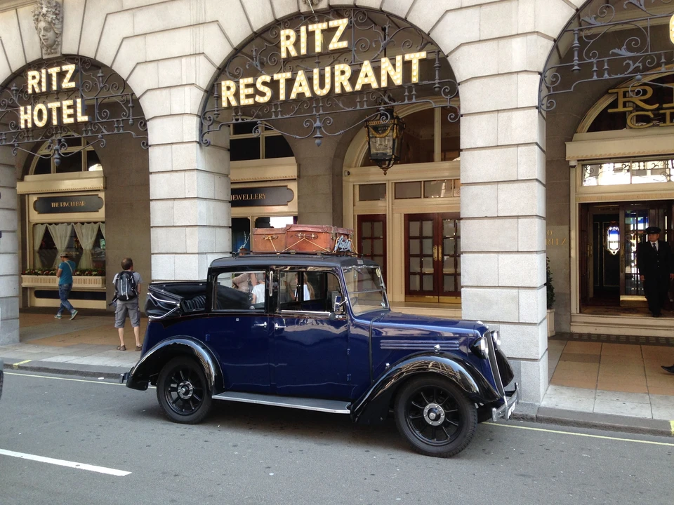 1938 Austin - Image 7 of 31
