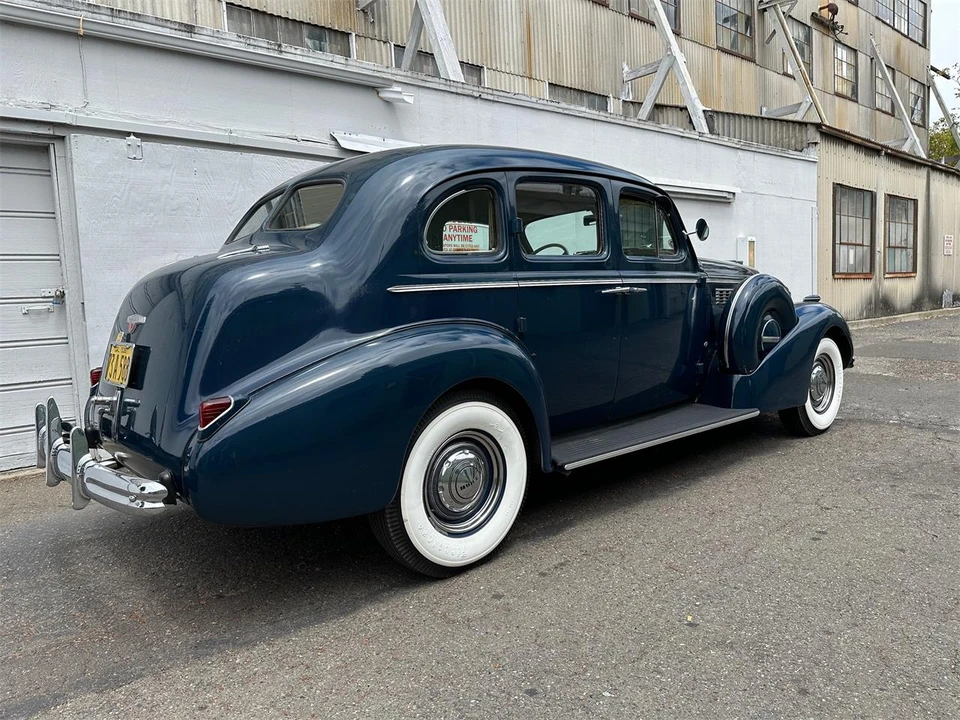 1938 Buick Century - Image 8 of 31