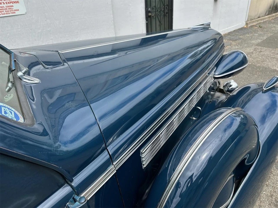1938 Buick Century - Image 23 of 31