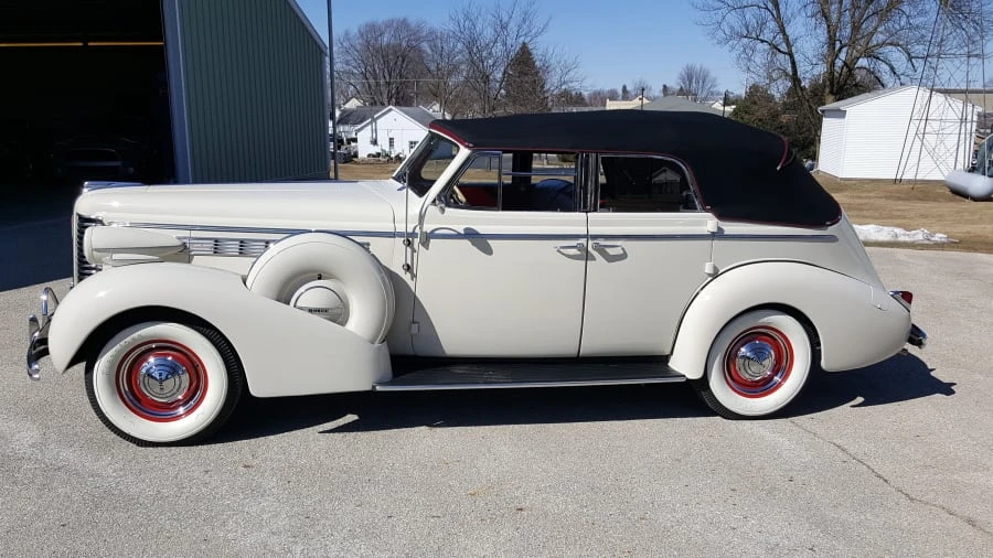 1938 Buick Century - Image 9 of 10