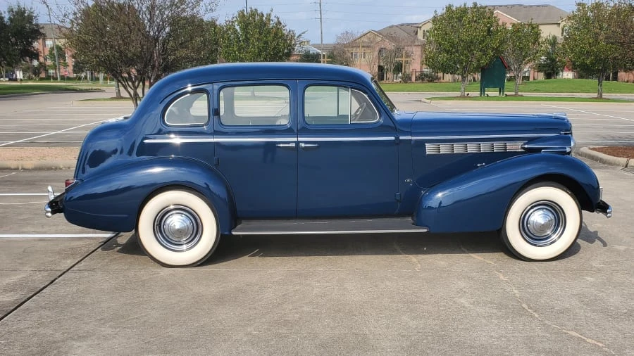 1938 Buick Century - Image 2 of 10