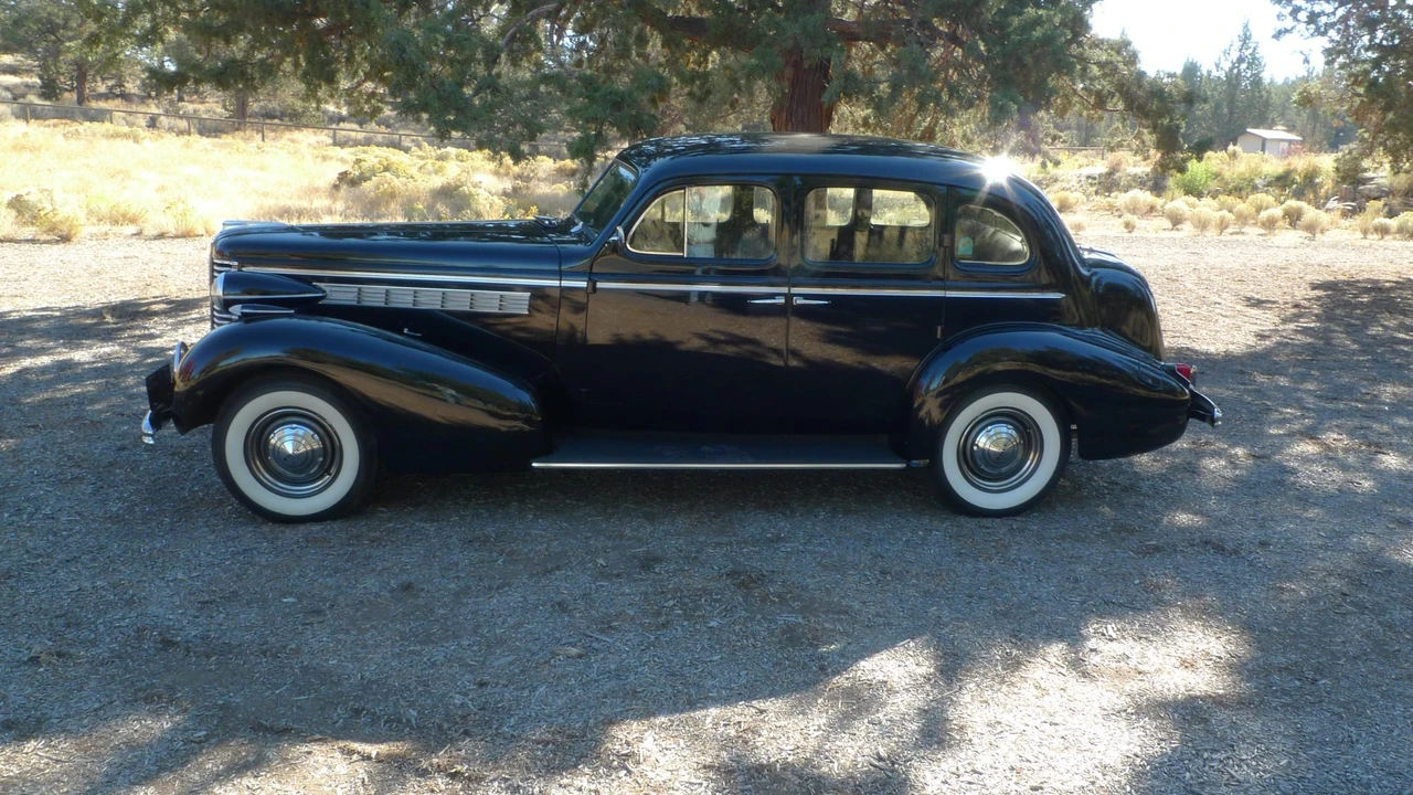 1938 Buick Century - Image 3 of 31