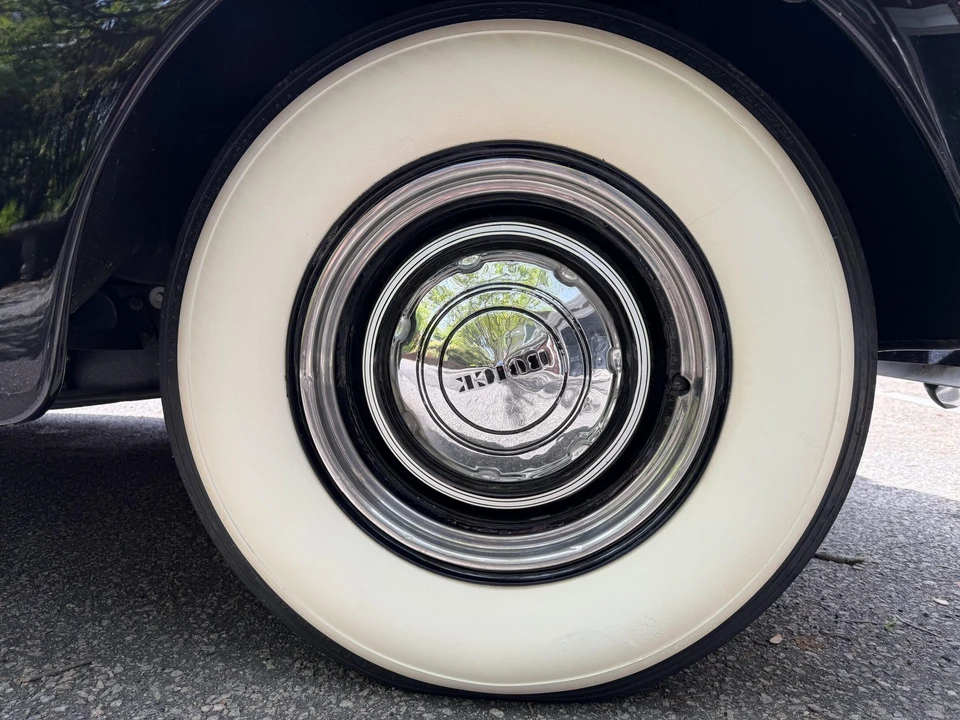 1938 Buick Roadmaster - Image 25 of 31