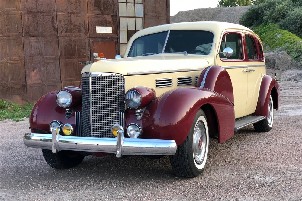1938 Cadillac Series 65 - Image 2 of 5