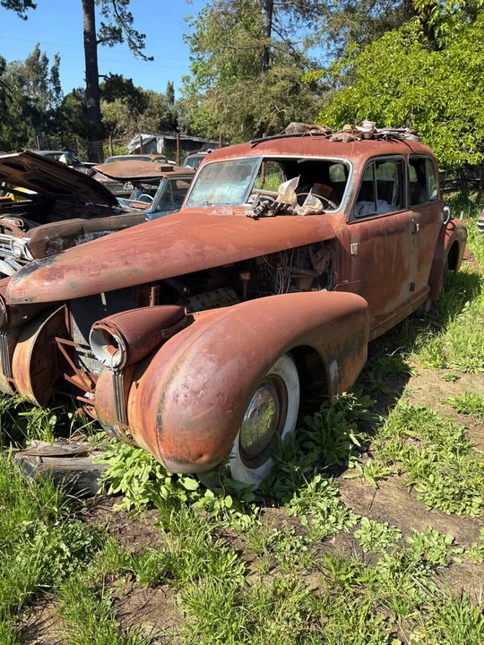 1938 Cadillac Sixty Special - Image 2 of 7