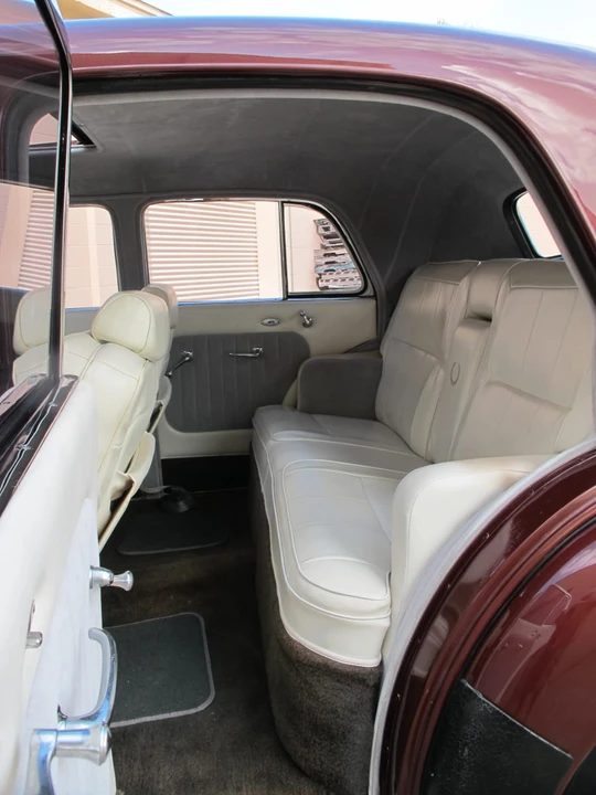1938 Cadillac Sixty Special - Image 4 of 10