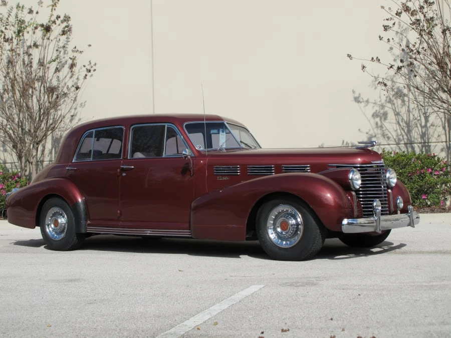 1938 Cadillac Sixty Special - Image 10 of 10