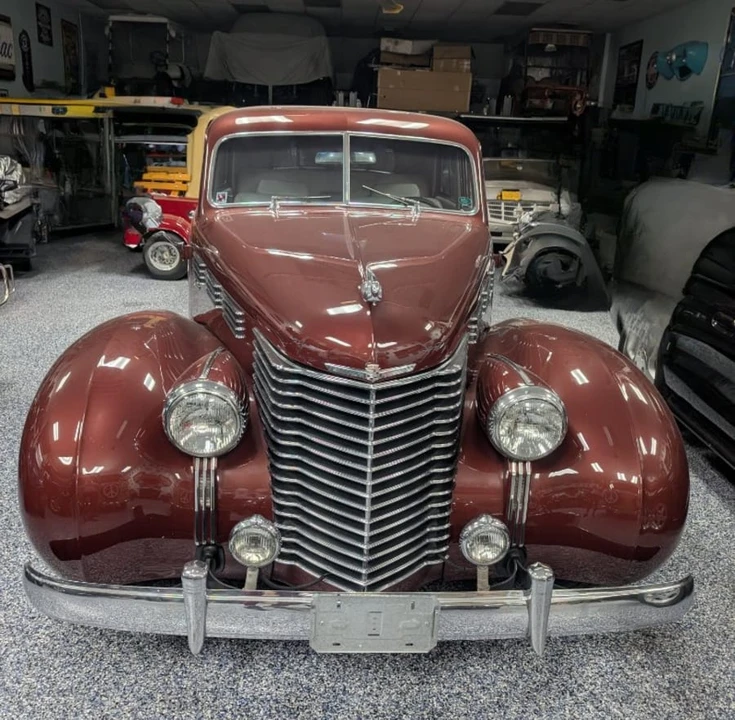 1938 Cadillac Series 70 & 75 - Image 3 of 12