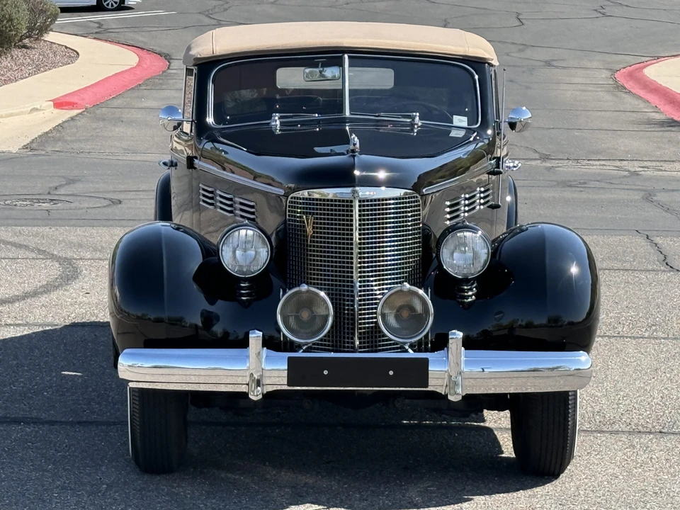 1938 Cadillac Series 70 & 75 - Image 24 of 31