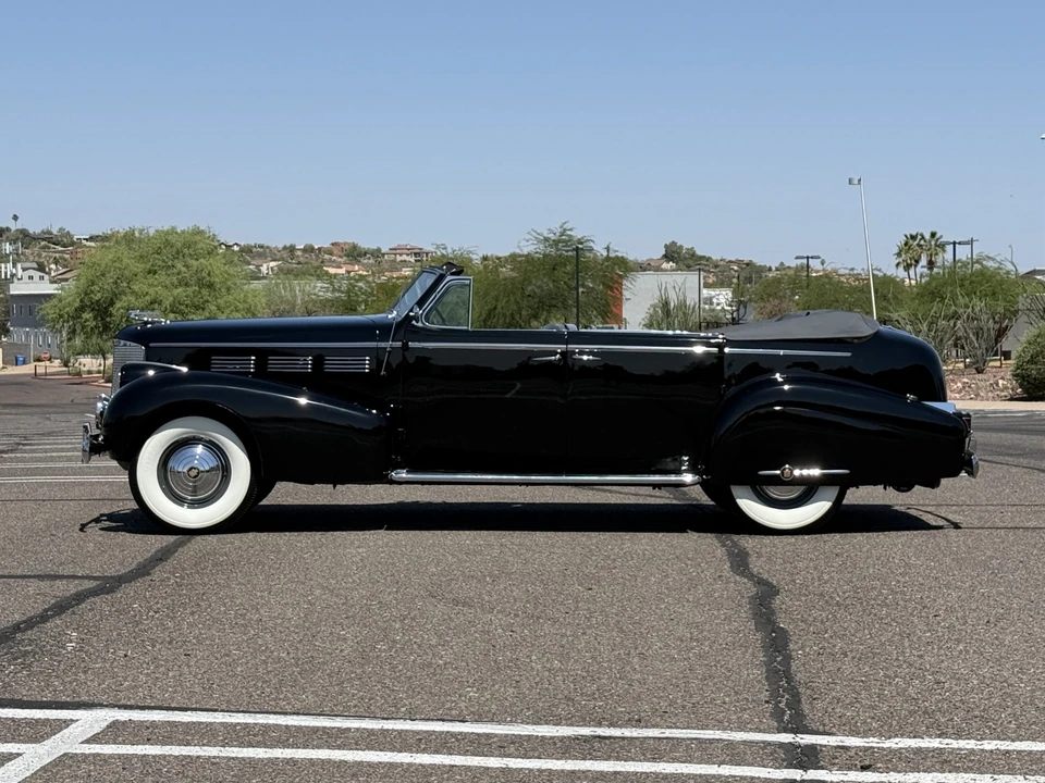 1938 Cadillac Series 70 & 75 - Image 4 of 31