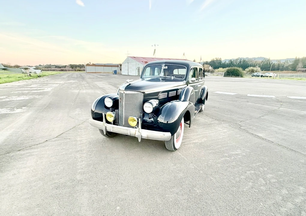 1938 Cadillac Series 70 & 75 - Image 10 of 21