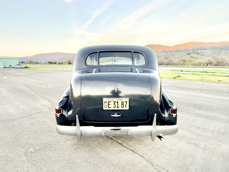 1938 Cadillac Series 70 & 75 - Image 18 of 31