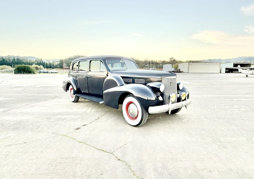 1938 Cadillac Series 70 & 75 - Image 12 of 31