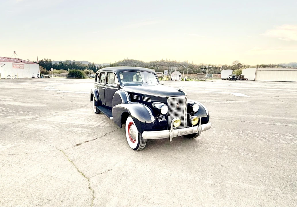 1938 Cadillac Series 70 & 75 - Image 11 of 31