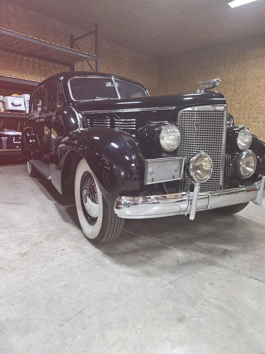 1938 Cadillac Series 70 & 75 - Image 12 of 31