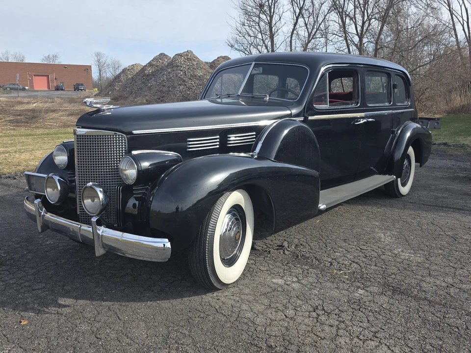 1938 Cadillac Series 70 & 75 - Image 3 of 31