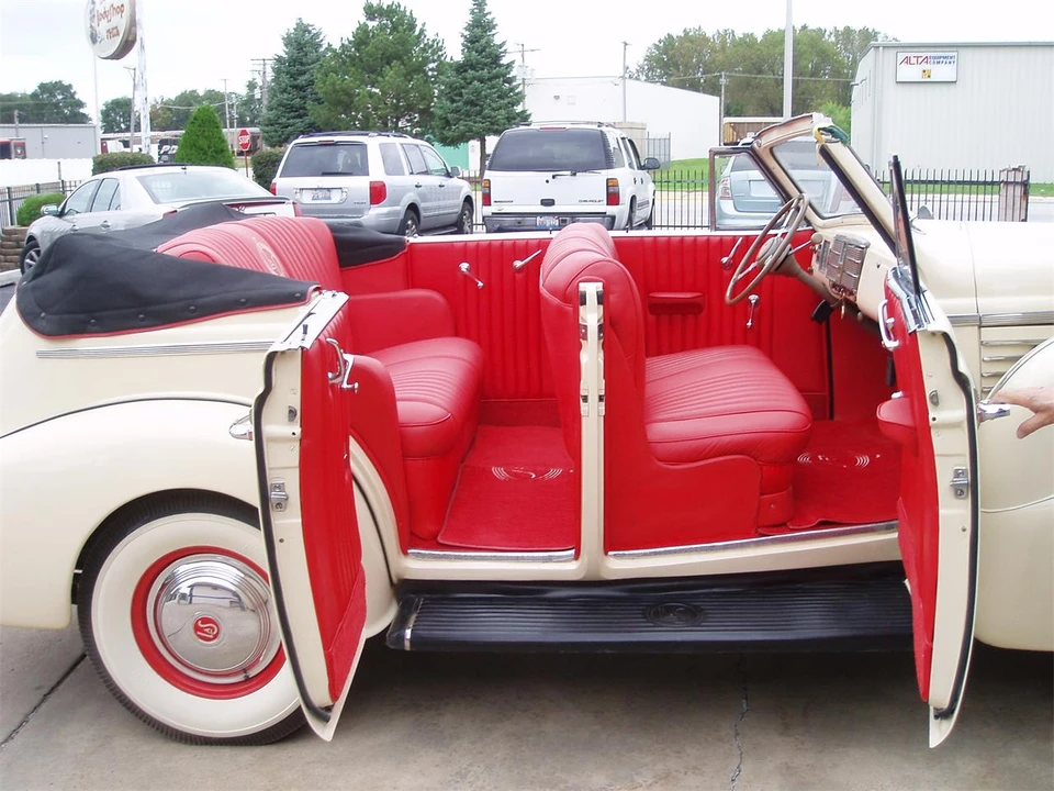 1938 Cadillac Series 65 - Image 16 of 21