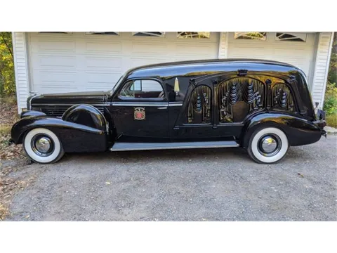 1938 Cadillac LaSalle Hearse