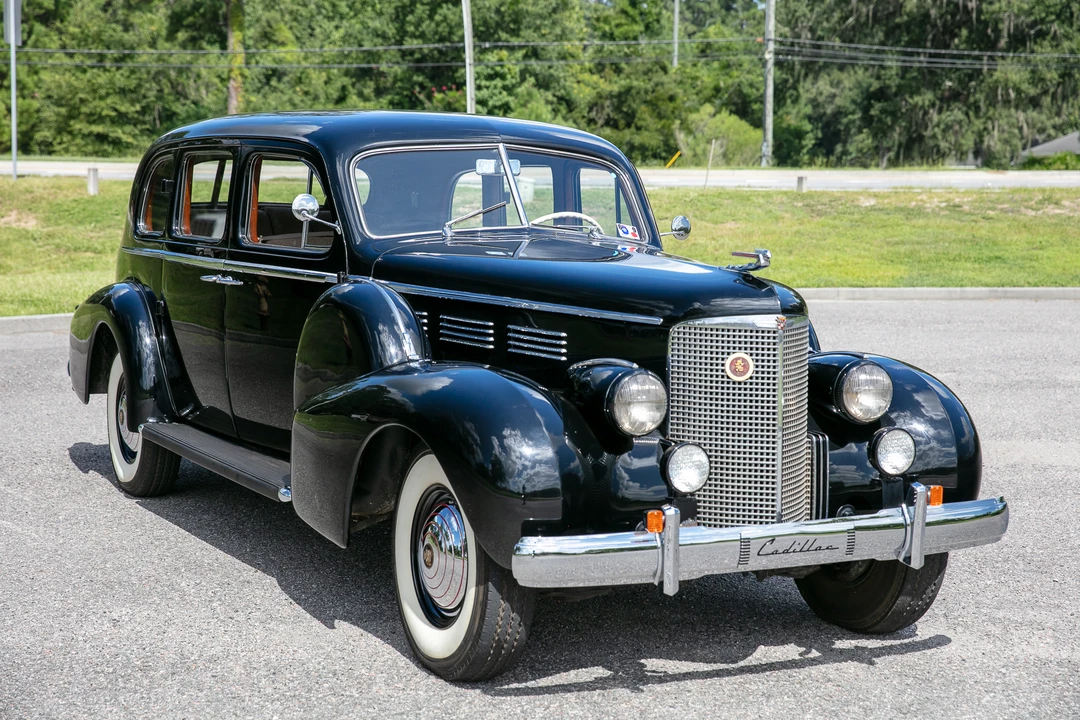1938 Cadillac Series 70 & 75 - Image 4 of 31