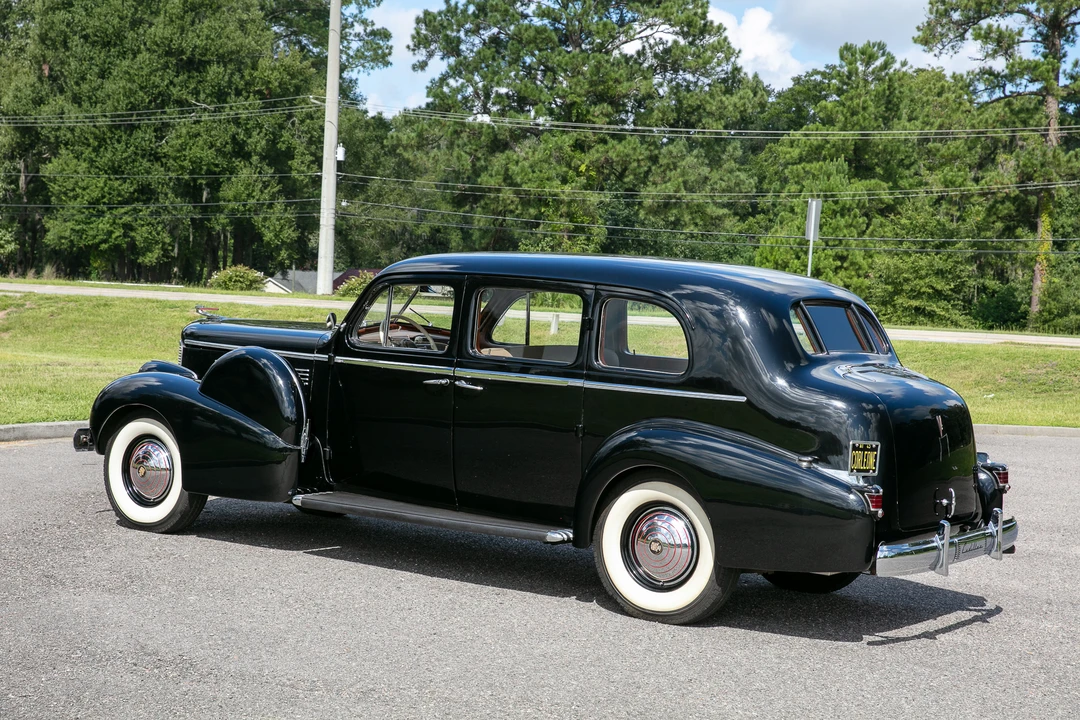 1938 Cadillac Series 70 & 75 - Image 9 of 31