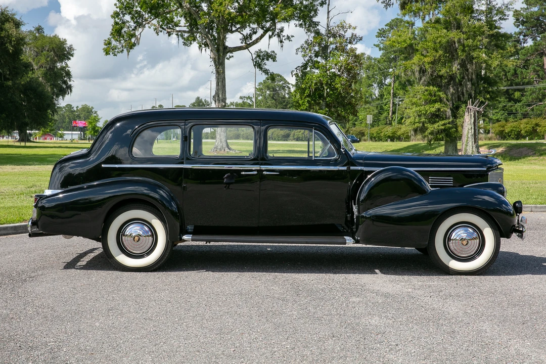 1938 Cadillac Series 70 & 75 - Image 15 of 31