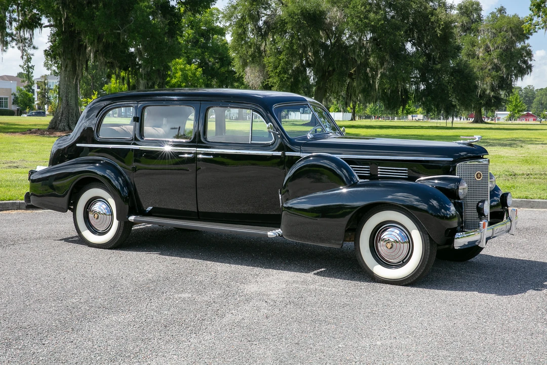 1938 Cadillac Series 70 & 75 - Image 14 of 31
