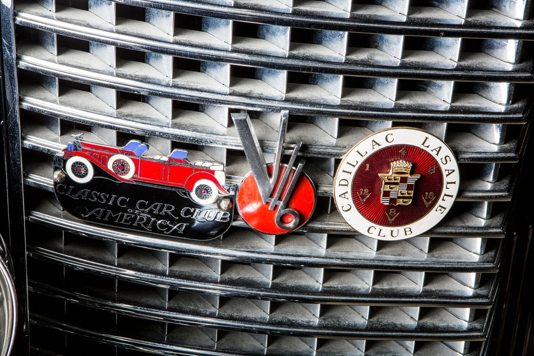 1938 Cadillac Series 70 & 75 - Image 13 of 16
