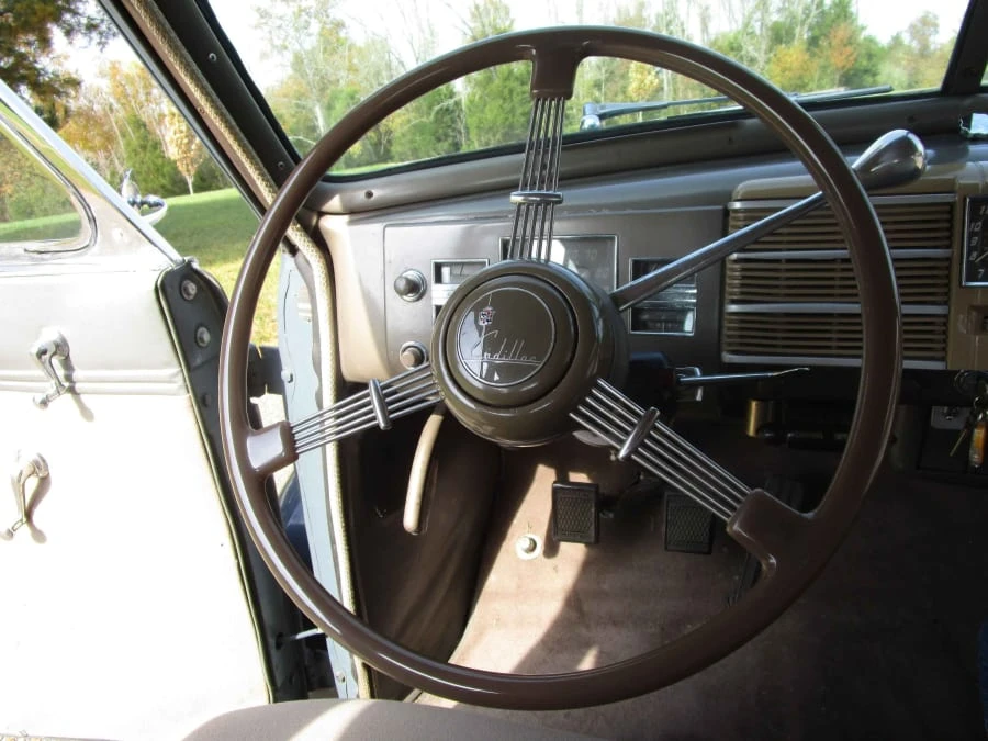 1938 Cadillac Sixty Special - Image 11 of 14