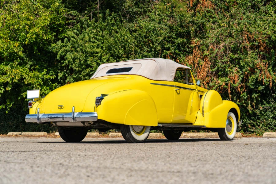 1938 Cadillac Series 70 & 75 - Image 3 of 19