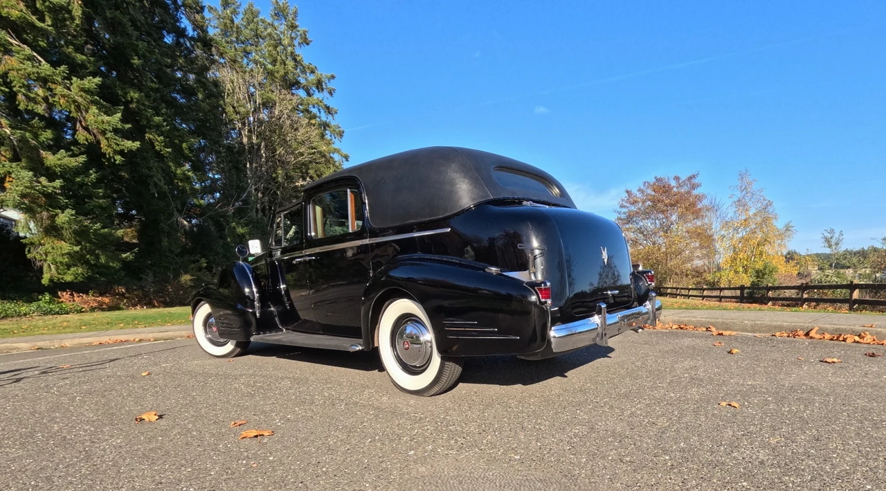 1938 Cadillac - Image 12 of 21