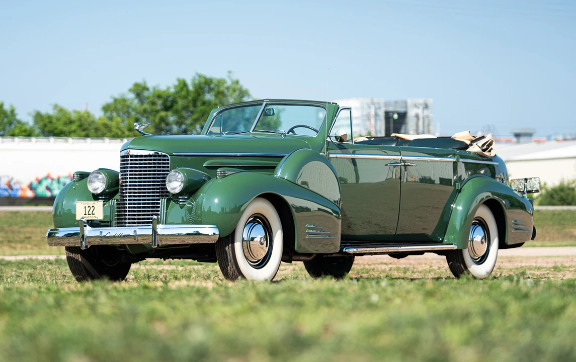 1938 Cadillac Series 70 & 75 - Image 10 of 12