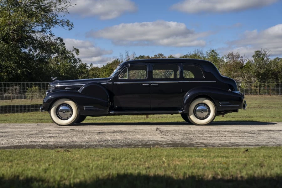 1938 Cadillac Series 70 & 75 - Image 8 of 30