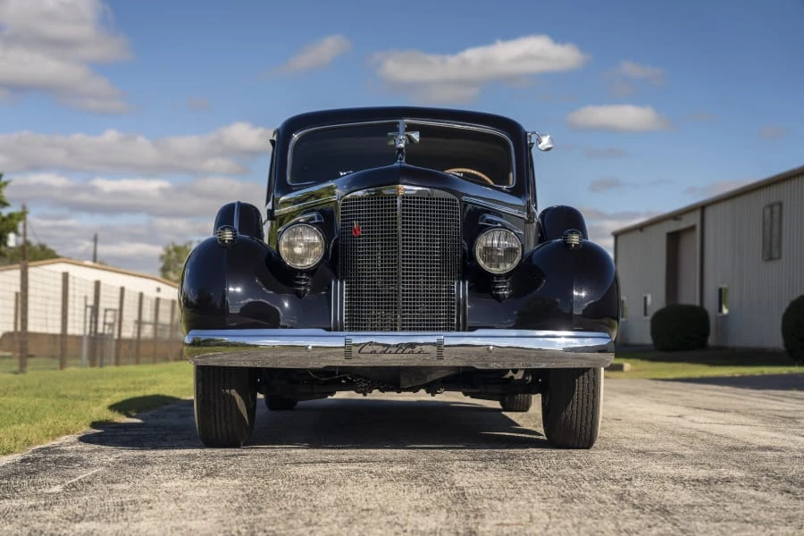 1938 Cadillac Series 70 & 75 - Image 4 of 30
