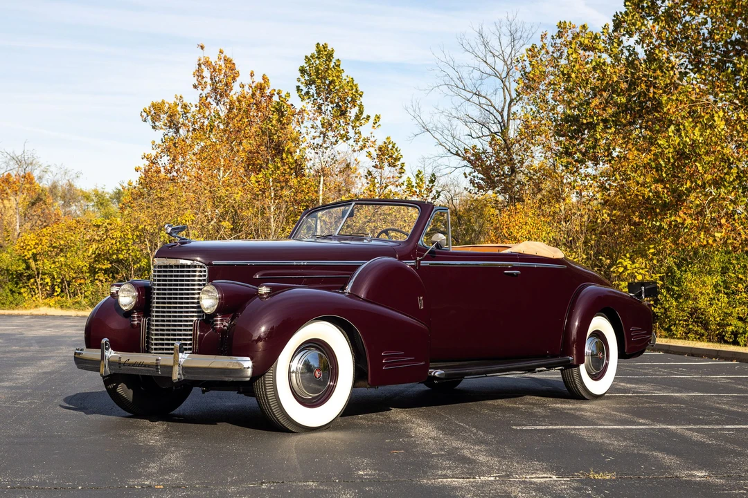 1938 Cadillac Series 70 & 75 - Image 2 of 31