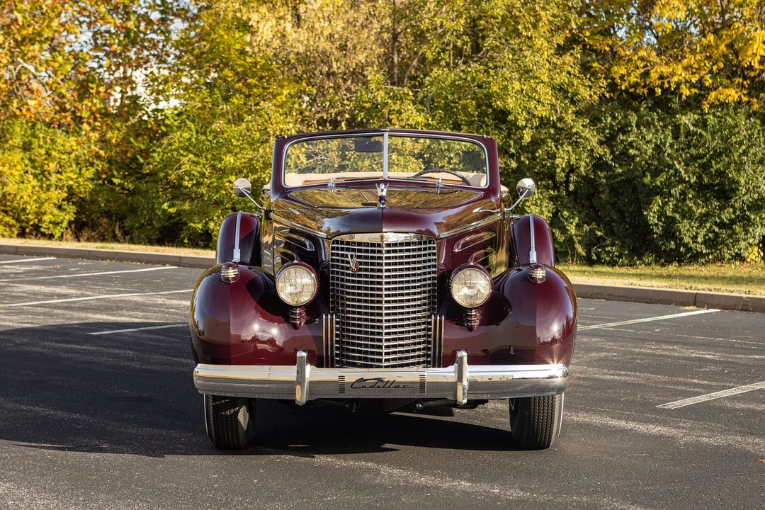 1938 Cadillac Series 70 & 75 - Image 3 of 31