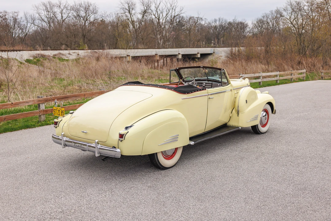 1938 Cadillac Series 70 & 75 - Image 11 of 31