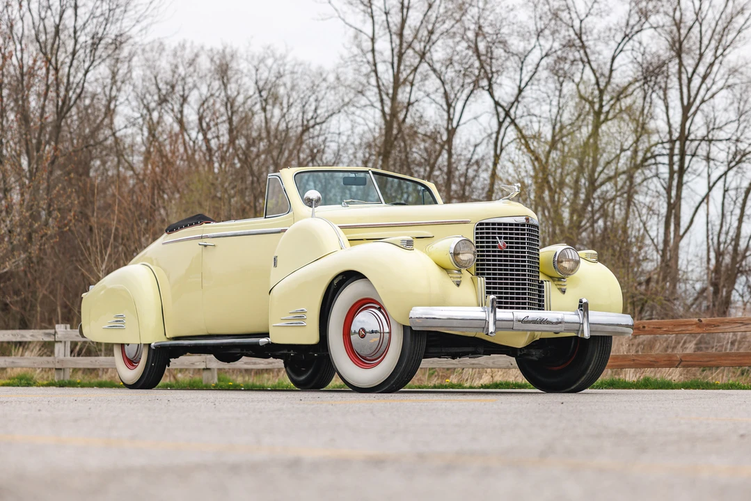 1938 Cadillac Series 70 & 75 - Image 6 of 31